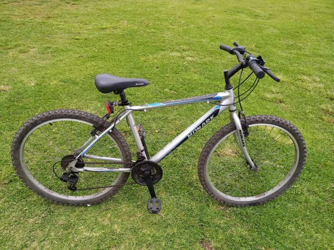 Bicicleta Monark Aro 26 con cambios Shimano – Lince, Lima