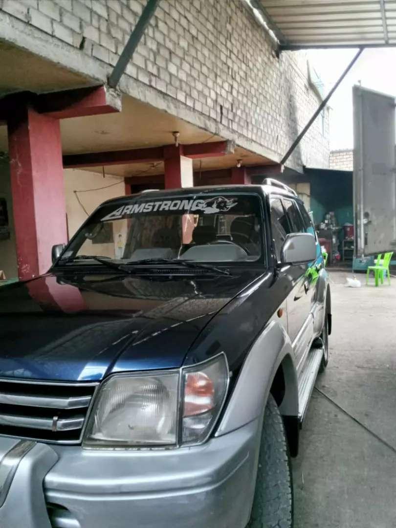 Camioneta TOYOTA Prado Land Cruise 4×4 – Año 1998 – Cajamarca