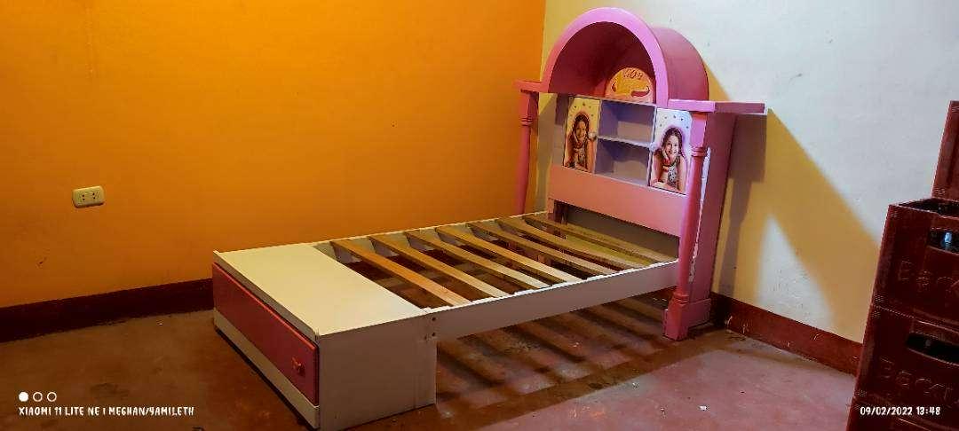 Camas para niñas – S/. 300 – Sucre, Ayacucho