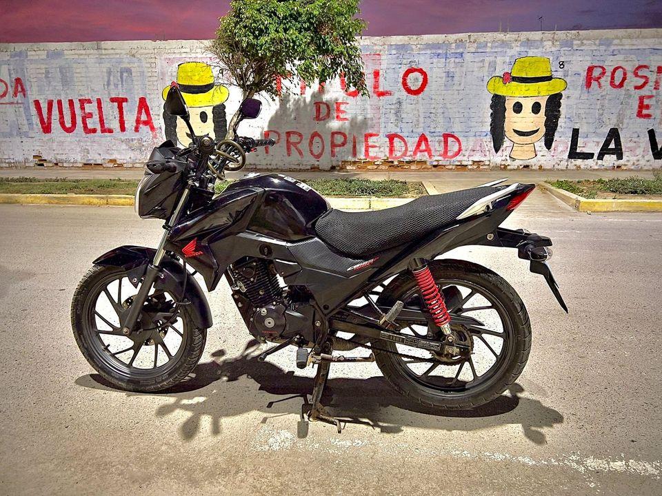 Moto Honda CB 125 | Ocasión : 15,000 km – Año 2021 – S/4,300